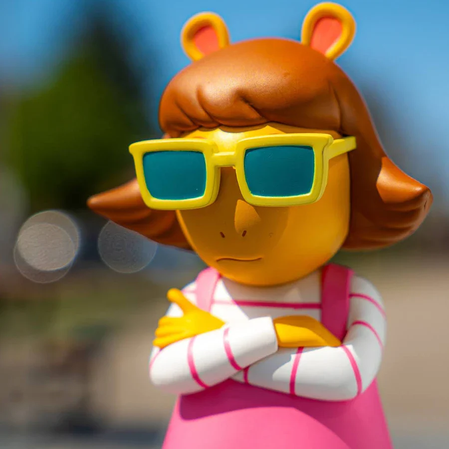 DW Collectable Vinyl Figure - Image 2
