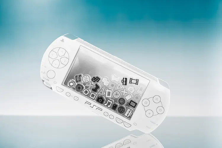PSP™ (PlayStation™Portable) Rattle Acrylic Stand: White Ver. - Image 7